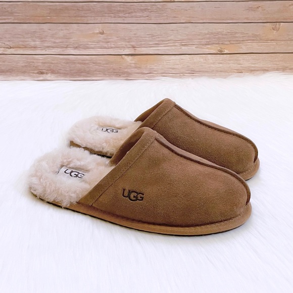 UGG Shoes - UGG Women’s Pearle Chestnut Suede Slippers